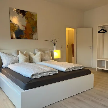 Am Petersberg Apartment *